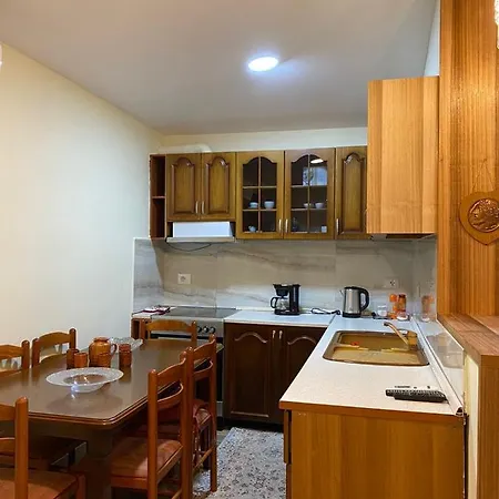 Villa Nikol *