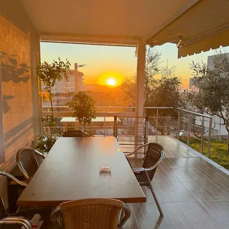 Nikol Tirana